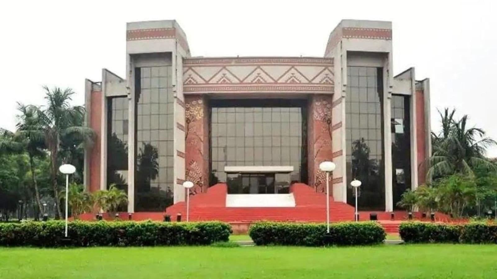 IIM Calcutta campus building